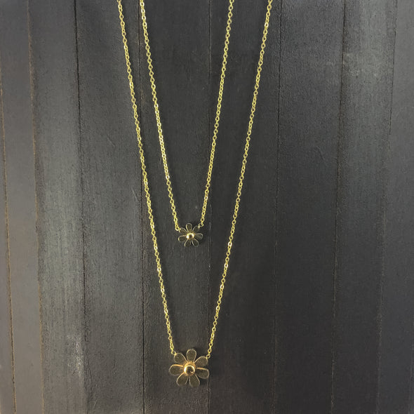 Rosette Necklace