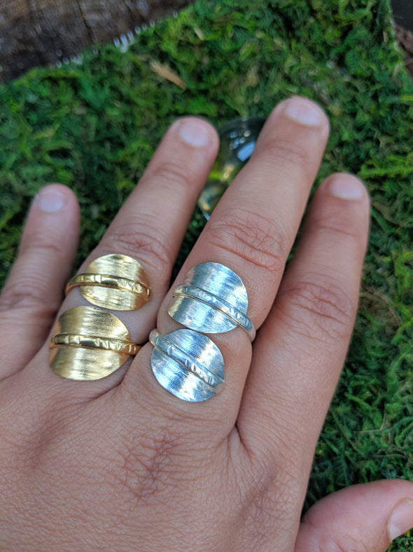 Chic Vibe Double Leaf Ring